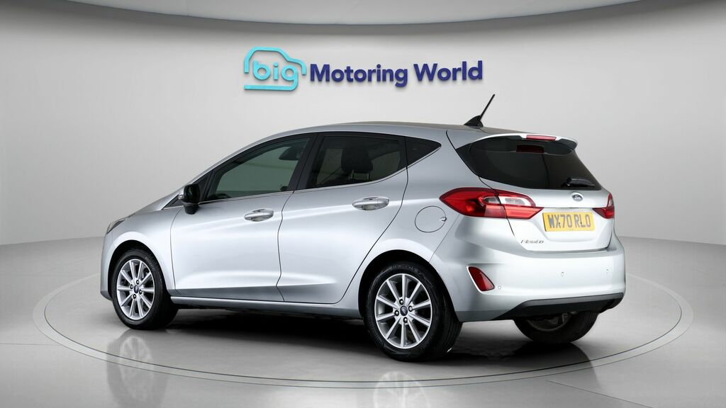 Ford Fiesta Titanium Silver #5