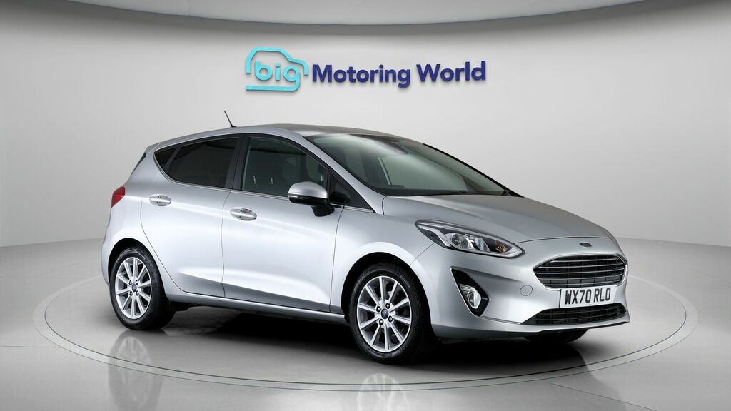 Ford Fiesta Titanium Silver