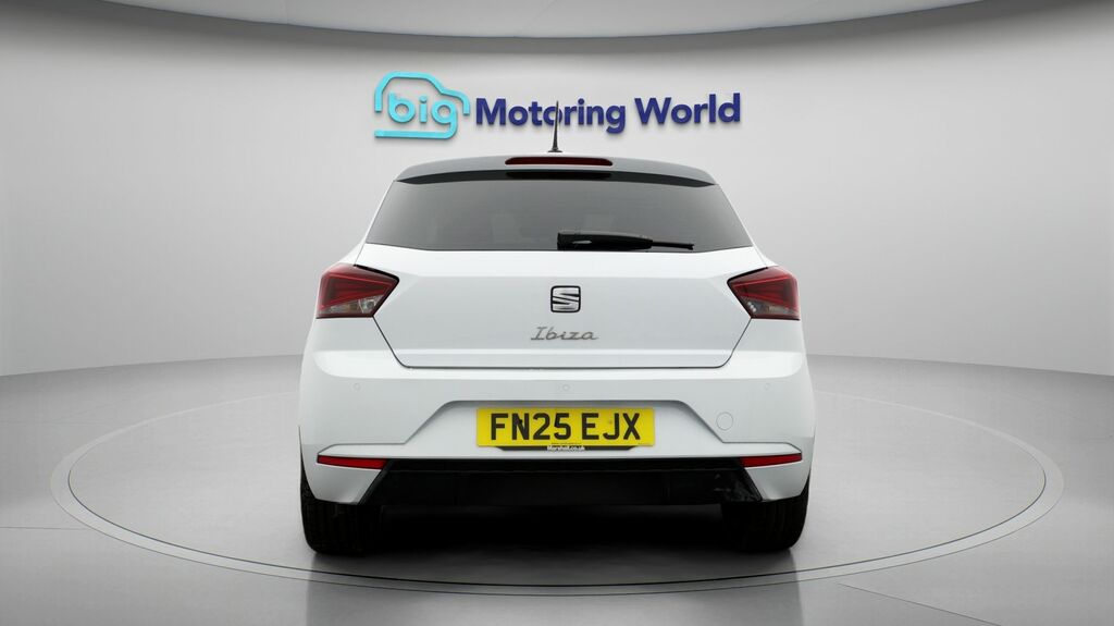 Seat Ibiza Xcellence White #6