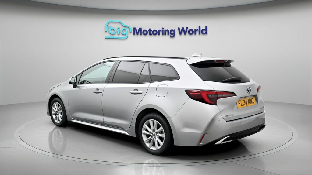 Toyota Corolla Icon Silver #5