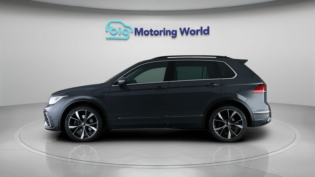 Volkswagen Tiguan R-line WR73YKC Grey #4
