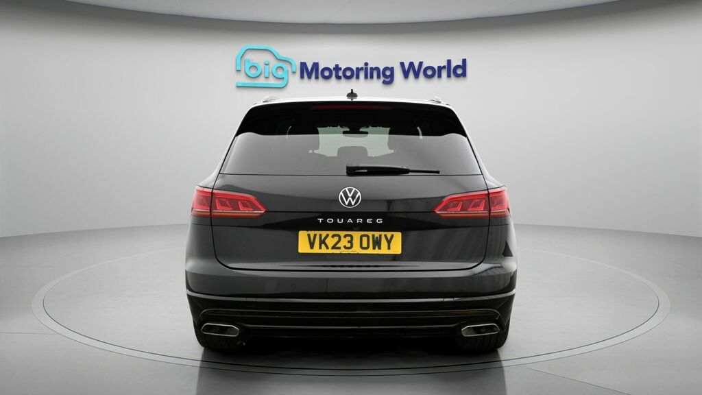 Volkswagen Touareg Black Edition VK23OWY Black #6