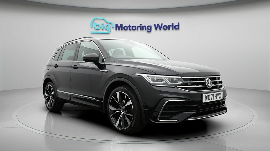 Volkswagen Tiguan R-line Black