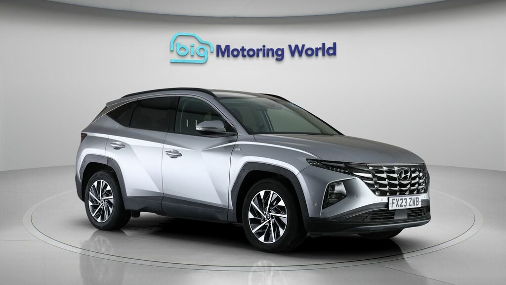 Hyundai Tucson Premium Silver
