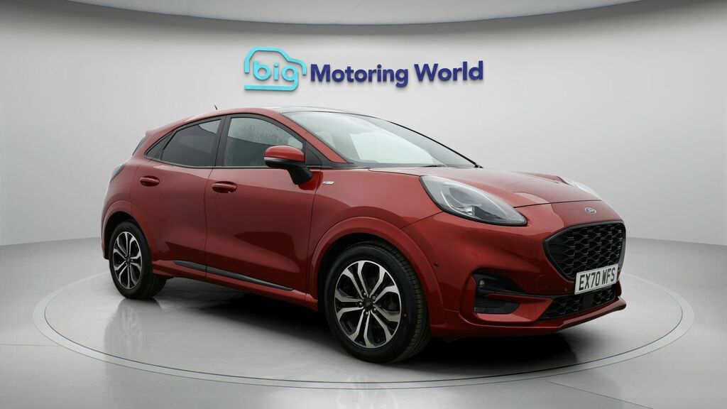 Ford Puma St-line Red