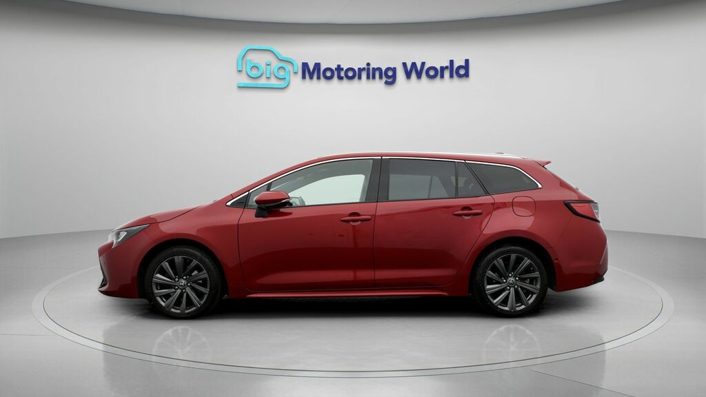 Toyota Corolla Design Red #4