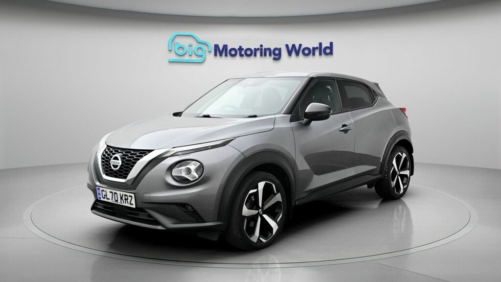 Nissan Juke Tekna Grey #3