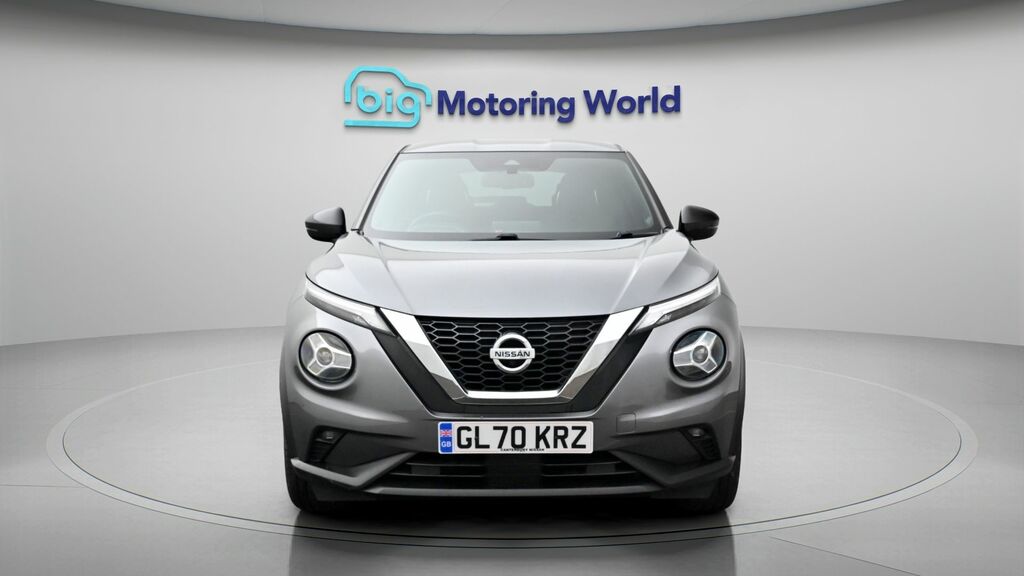 Nissan Juke Tekna Grey #2