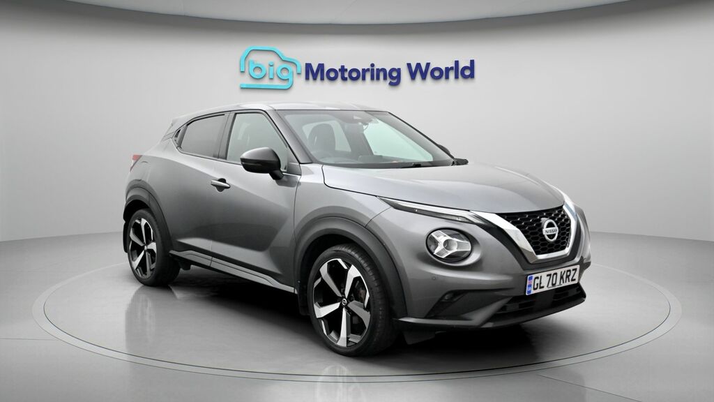 Nissan Juke Tekna Grey