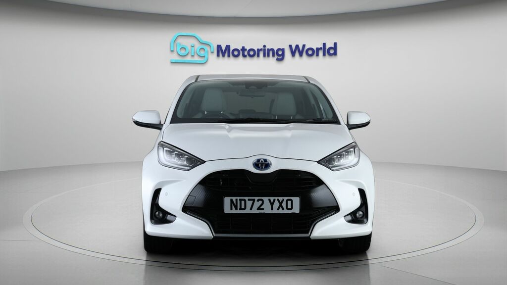 Toyota Yaris Excel ND72YXO White #2