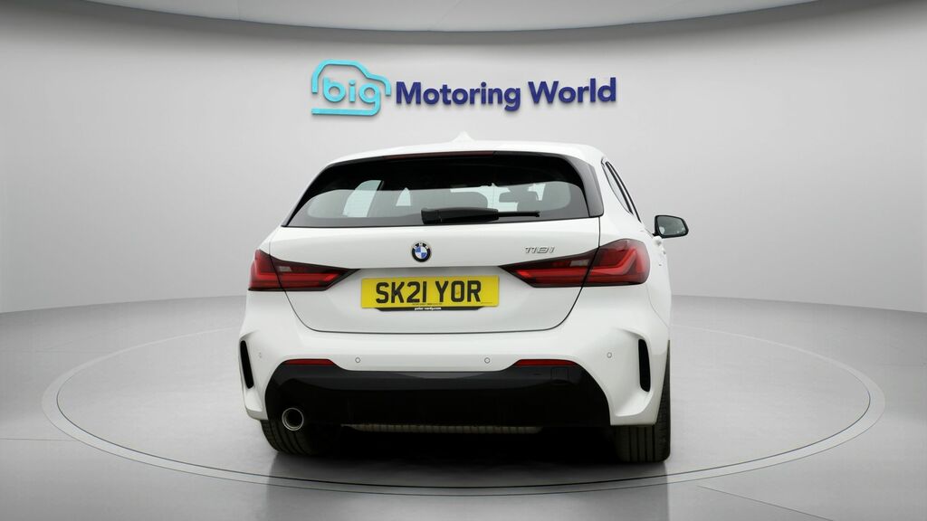 BMW 1 Series M Sport White #6