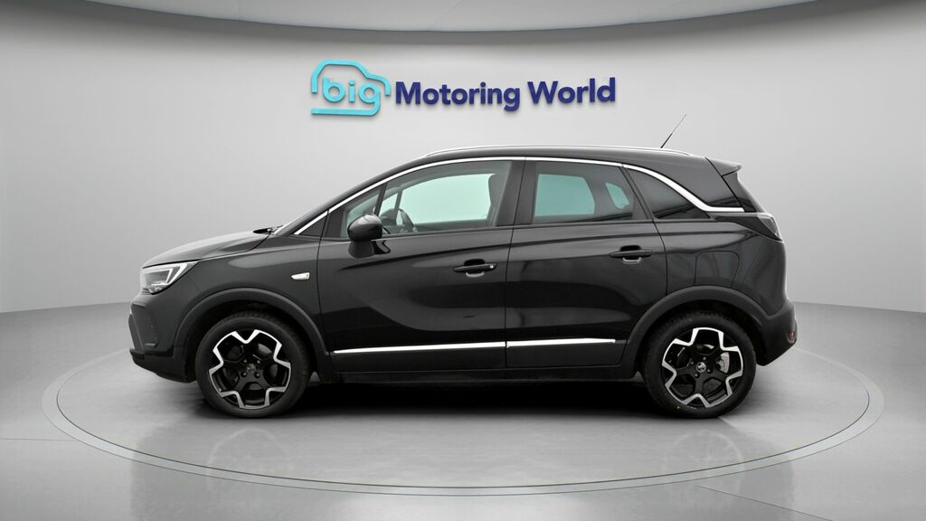 Vauxhall Crossland Ultimate Black #4