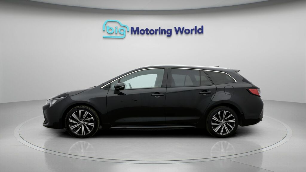 Toyota Corolla Design YR72GVO Black #4