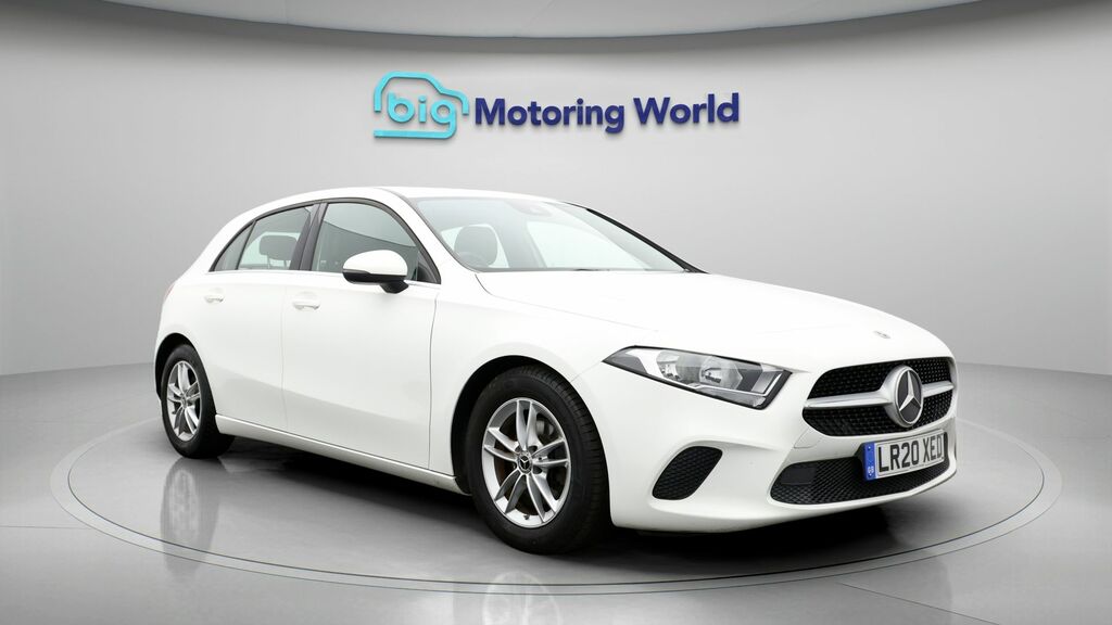 Mercedes-Benz A Class Se White
