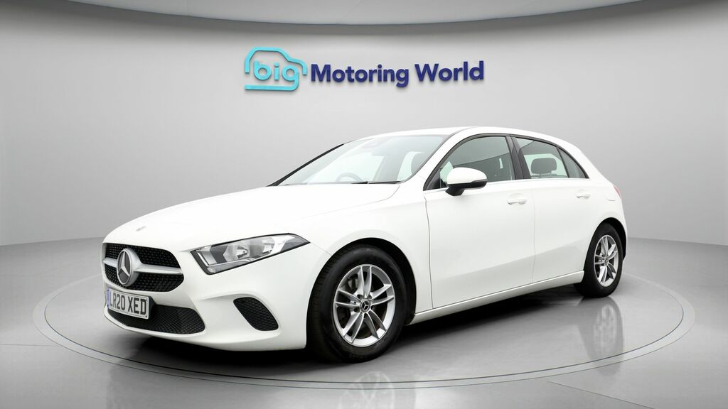 Mercedes-Benz A Class Se LR20XED White #3