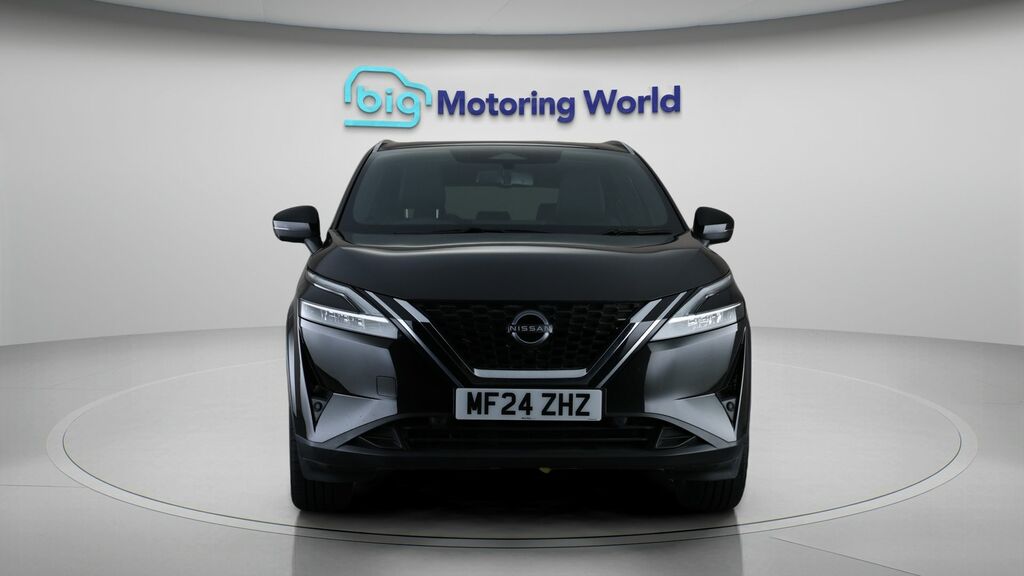 Nissan Qashqai Tekna Black #2