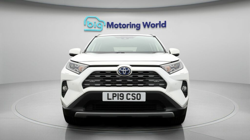 Toyota Rav 4 Excel White #2