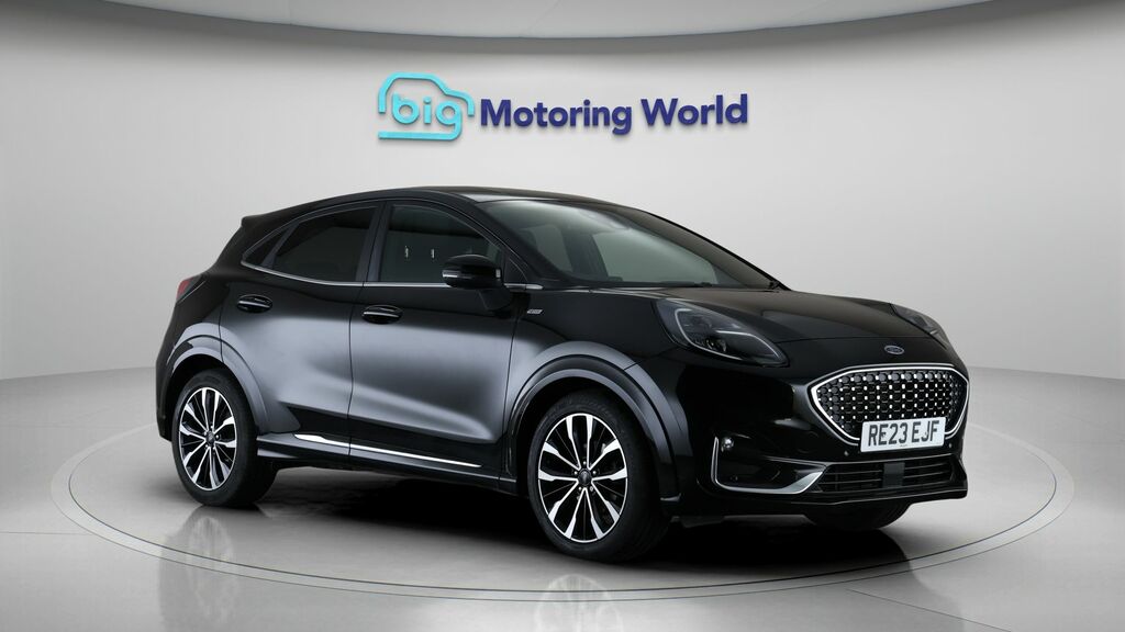 Ford Puma St-line Vignale Black
