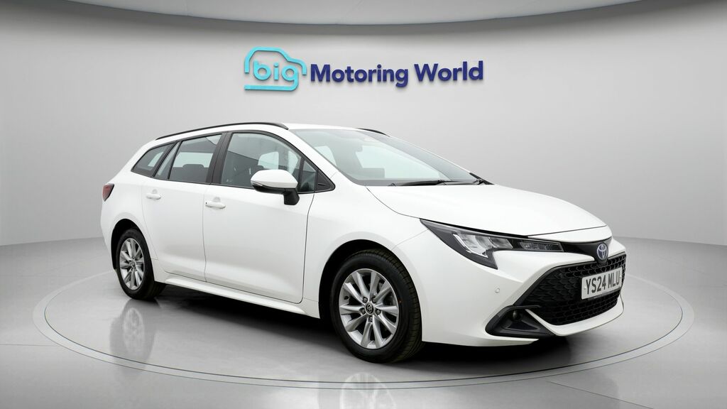Toyota Corolla Icon White