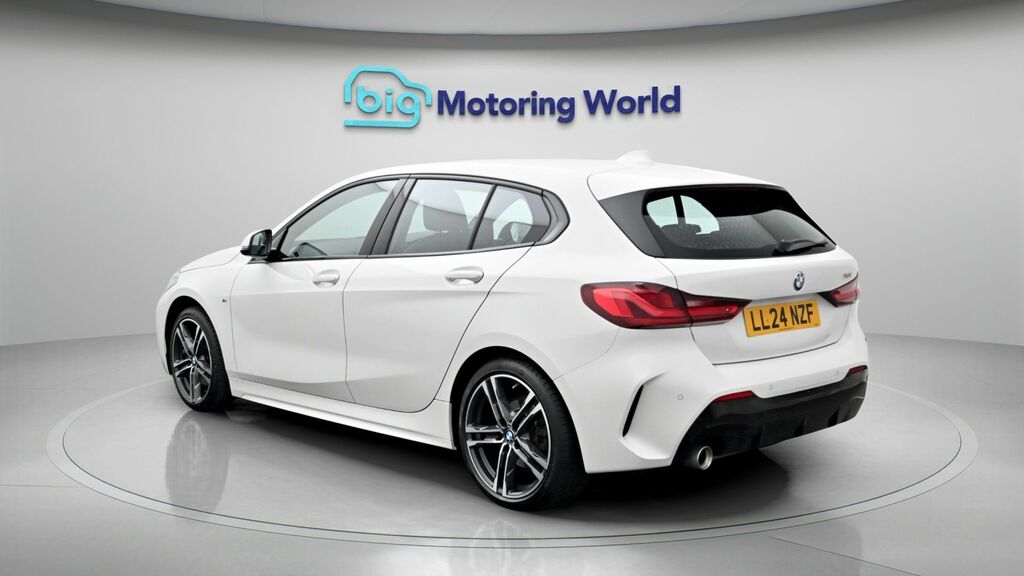 BMW 1 Series M Sport LL24NZF White #5