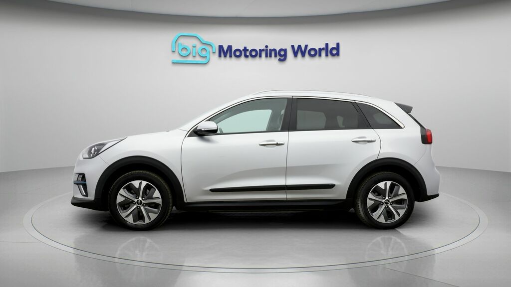 Kia Niro 3 Silver #4