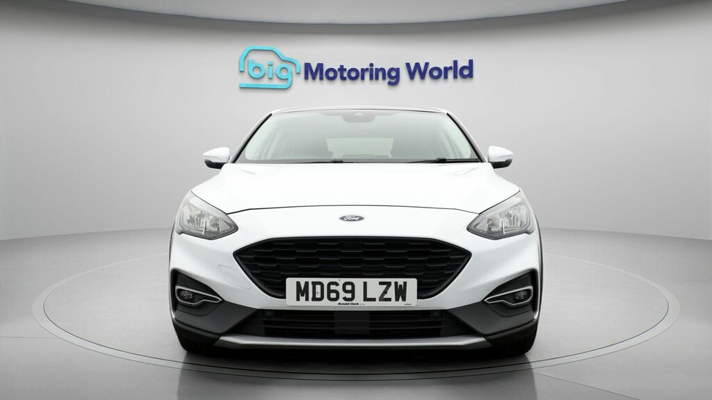 Ford Focus Active X MD69LZW White #2