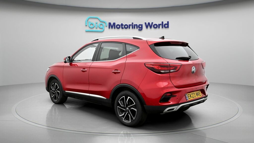 MG ZS Exclusive EK23WKE Red #5