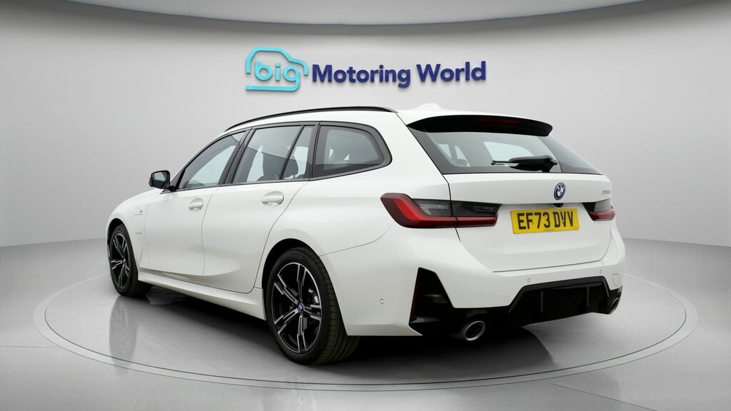 BMW 3 Series M Sport EF73DVV White #5