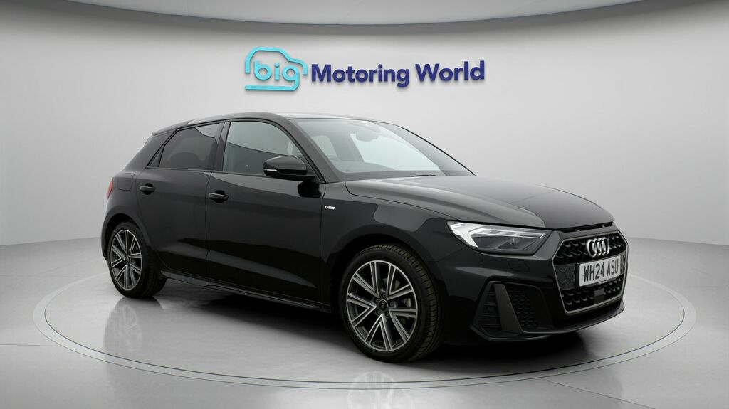 Audi A1 S Line Black