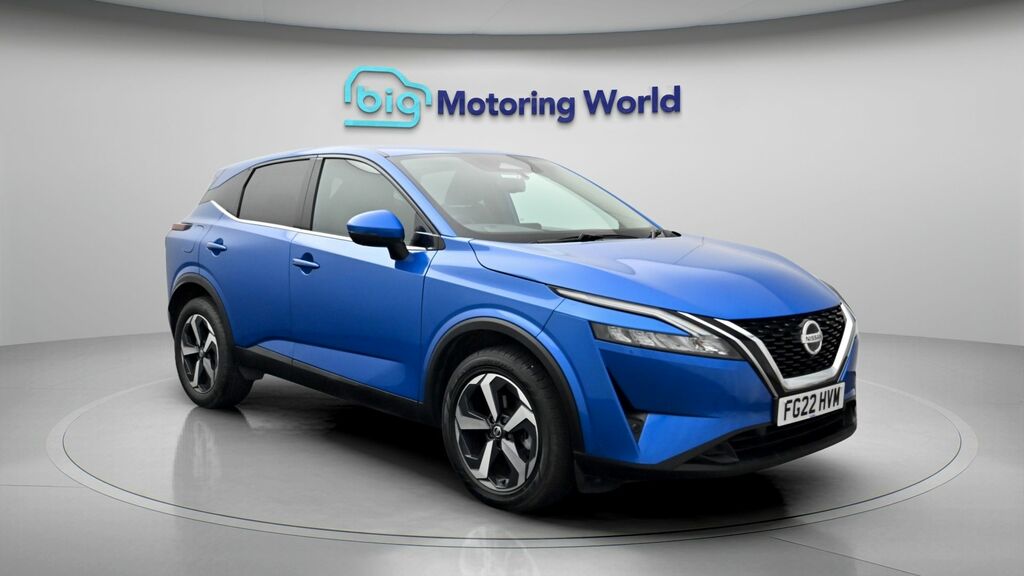 Nissan Qashqai N-connecta FG22HVM Blue