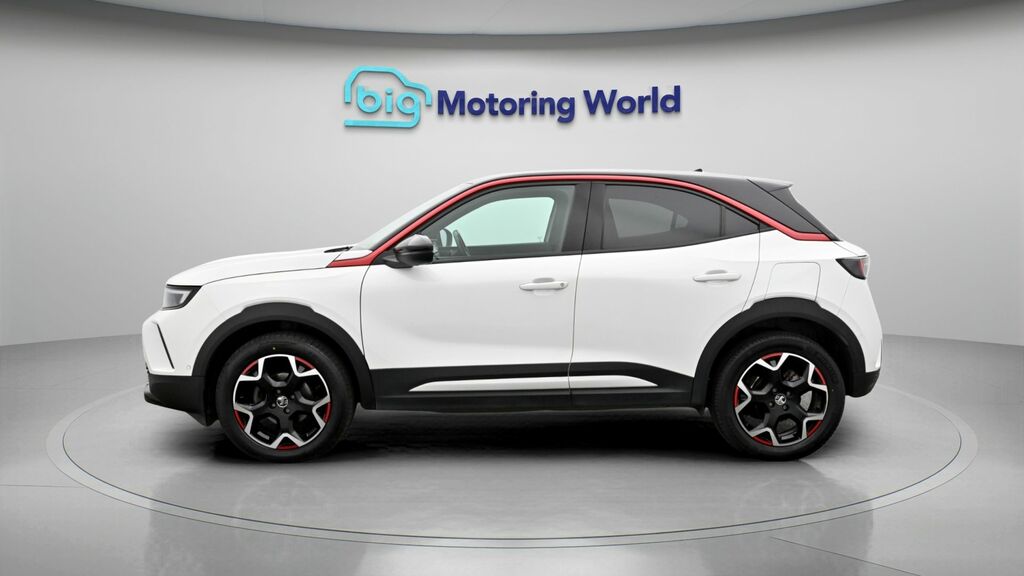 Vauxhall Mokka Sri Premium HT22FKB White #4