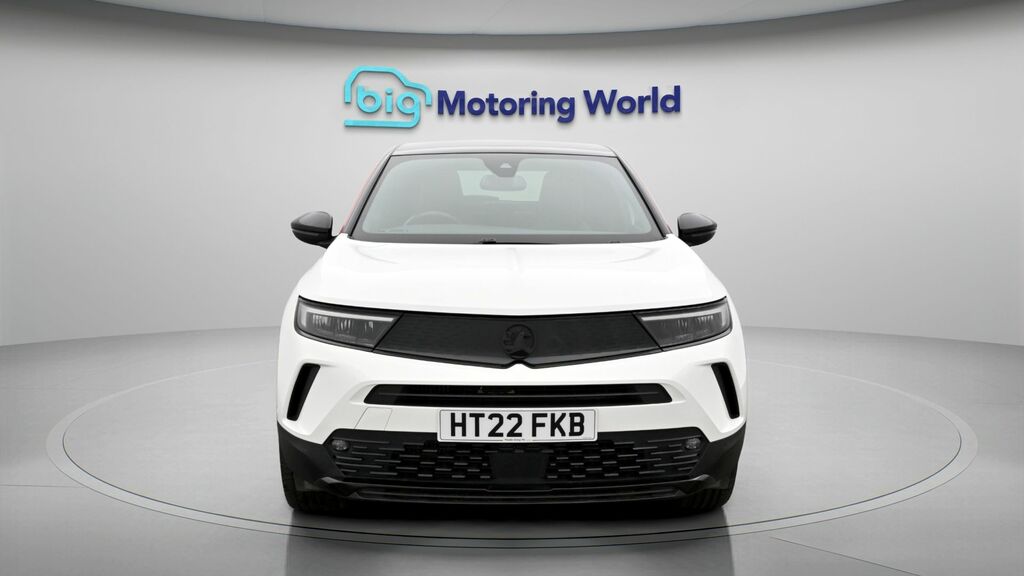 Vauxhall Mokka Sri Premium HT22FKB White #2