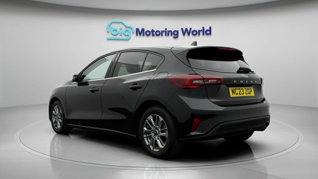Ford Focus Titanium Black #5
