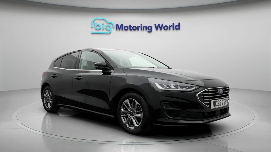 Ford Focus Titanium Black