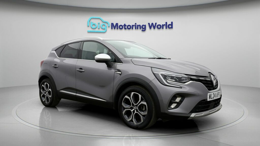 Renault Captur Techno Grey