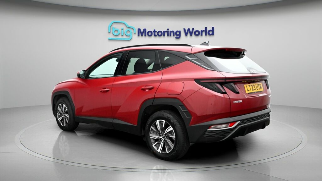 Hyundai Tucson Se Connect LT23UTM Red #5