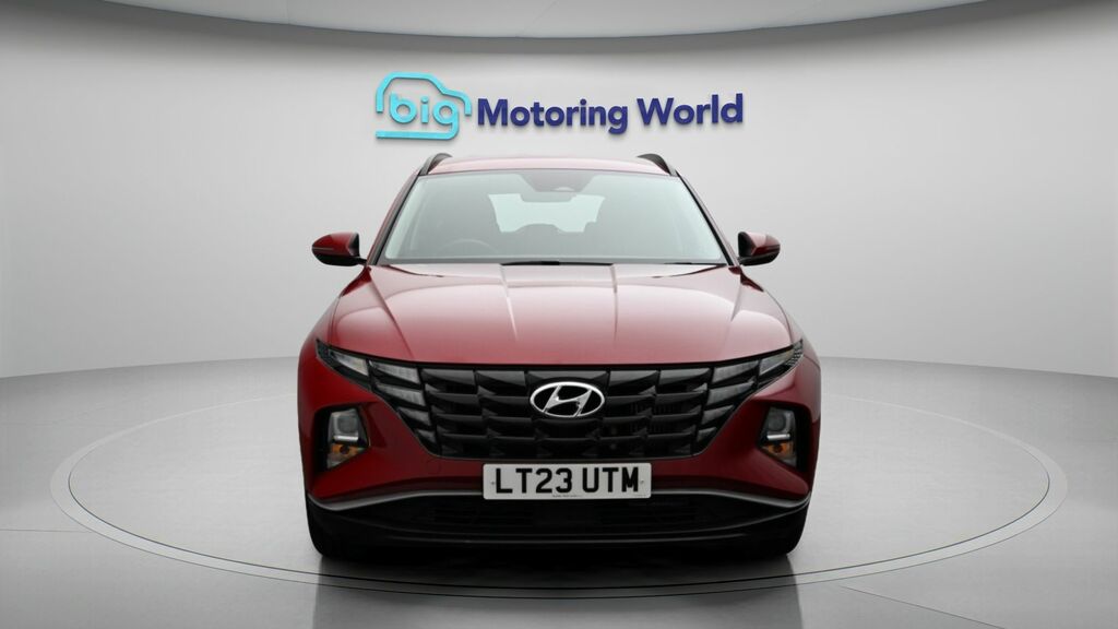 Hyundai Tucson Se Connect LT23UTM Red #2