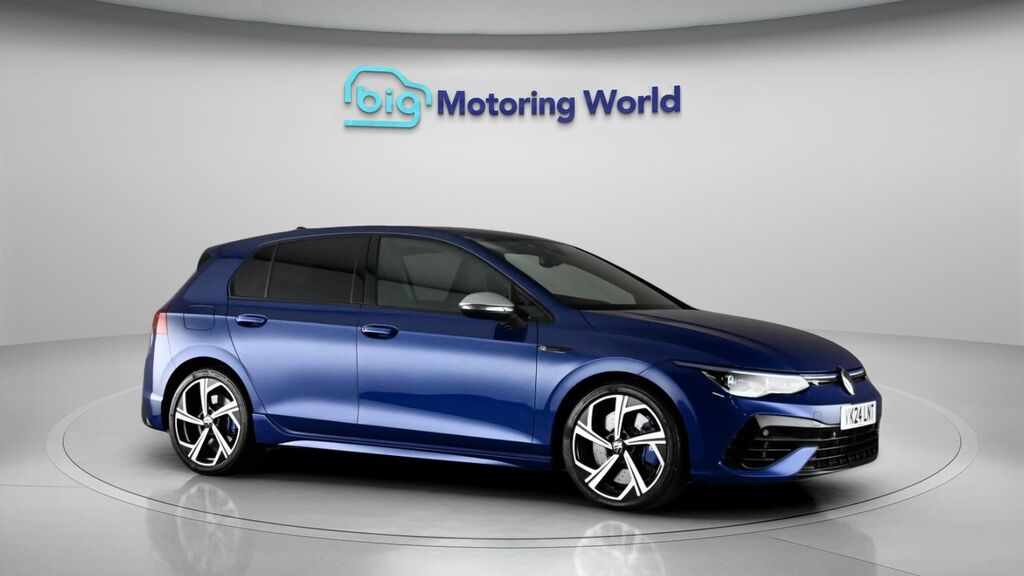 Volkswagen Golf R Blue