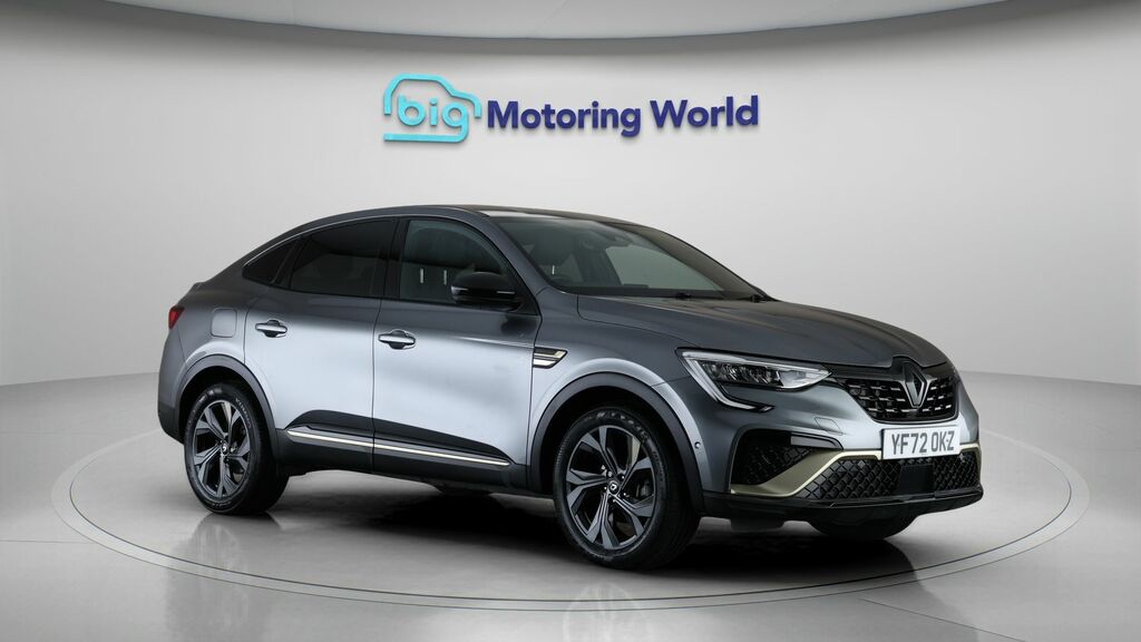 Renault Arkana E-tech Engineered Grey