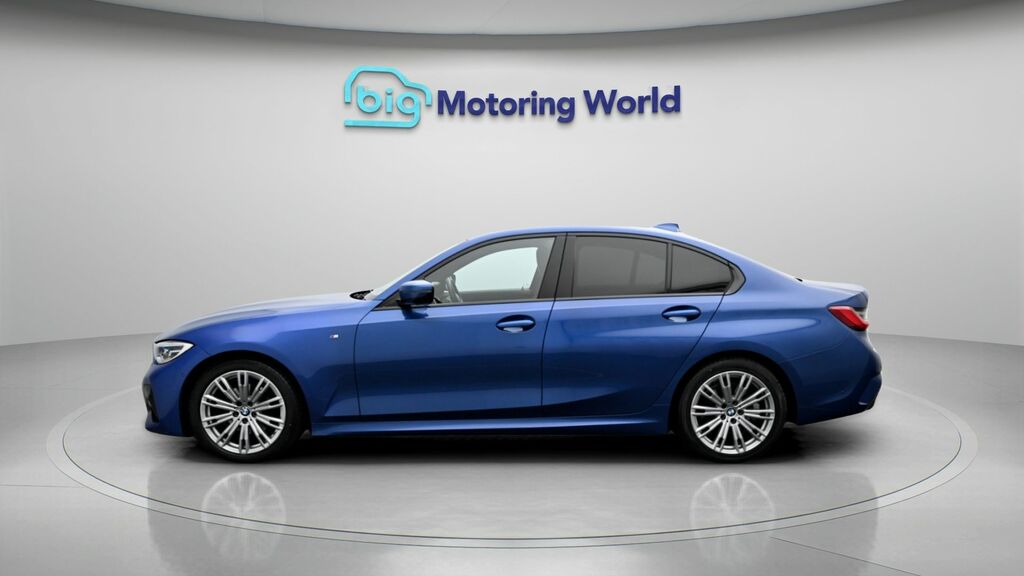 BMW 3 Series M Sport LG70XYV Blue #4