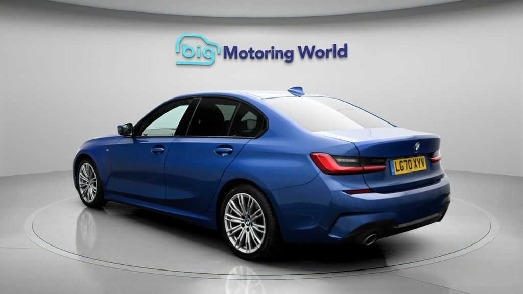 BMW 3 Series M Sport LG70XYV Blue #5