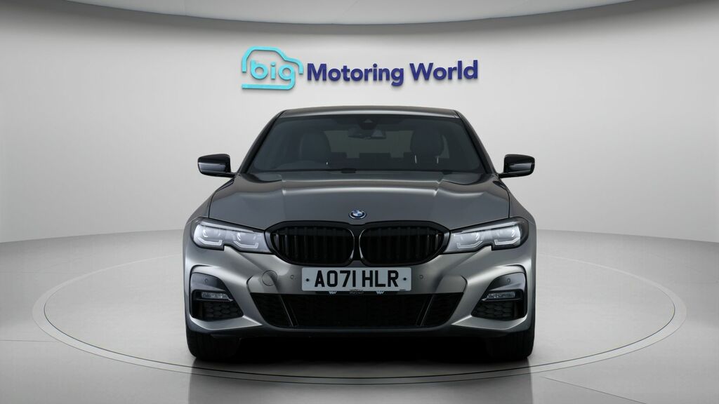 BMW 3 Series M Sport Pro Edition AO71HLR Grey #2