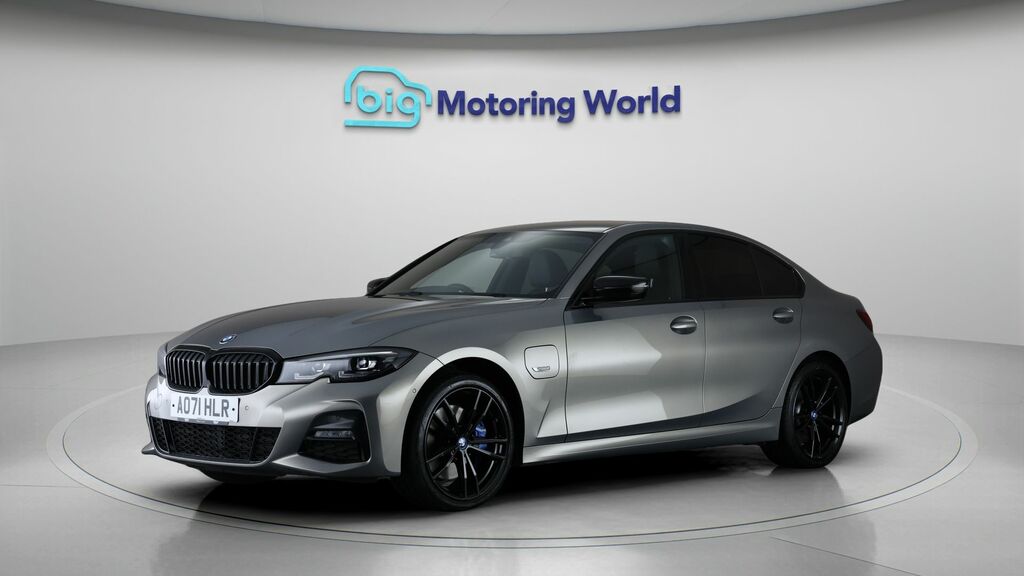 BMW 3 Series M Sport Pro Edition AO71HLR Grey #3