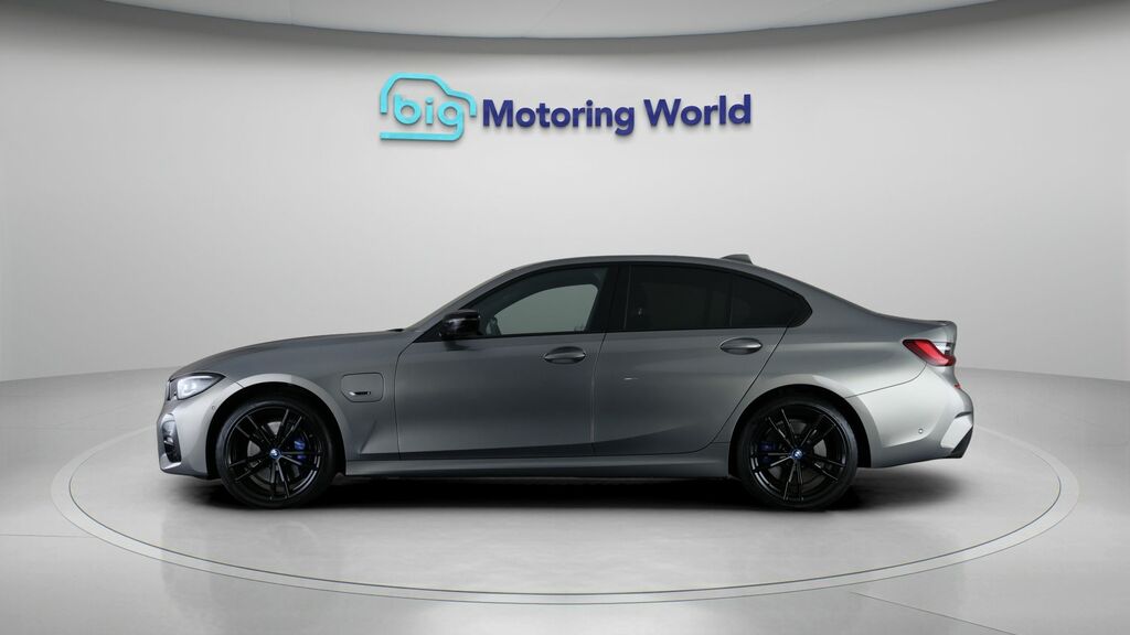 BMW 3 Series M Sport Pro Edition AO71HLR Grey #4