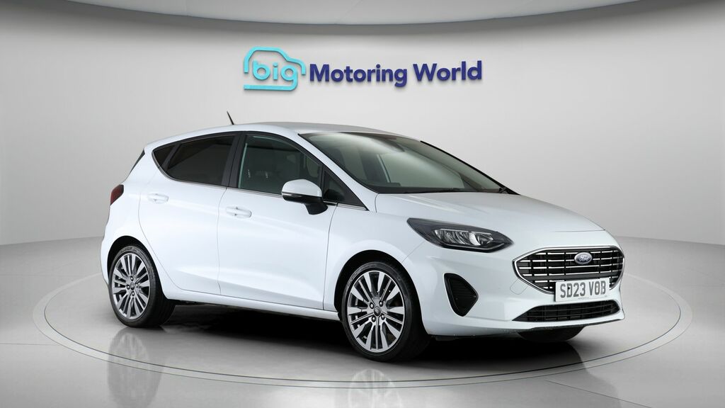 Ford Fiesta Titanium X White