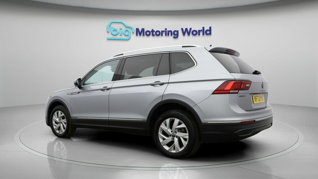 Volkswagen Tiguan Allspace Life RF72PXT Silver #5