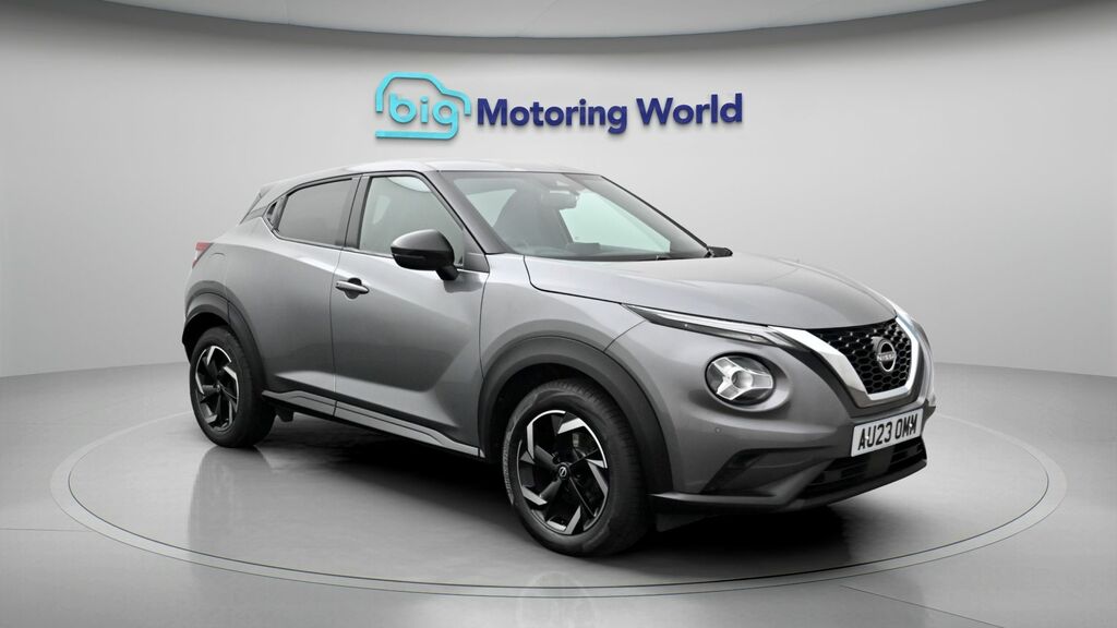 Nissan Juke N-connecta Grey