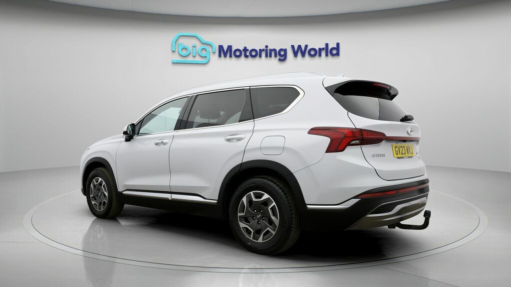 Hyundai Santa Fe Premium GV23WVJ White #5