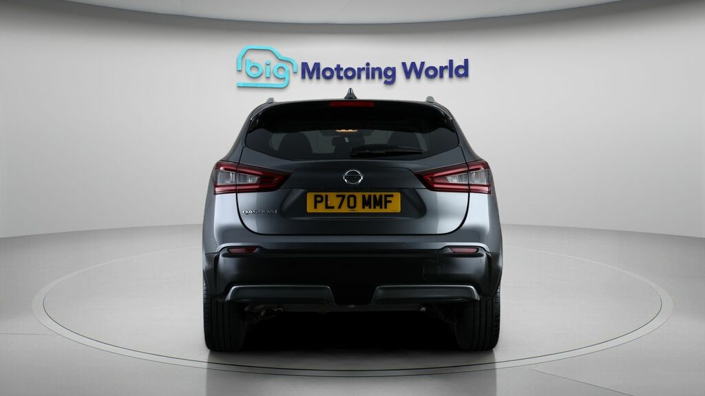 Nissan Qashqai Tekna Grey #6