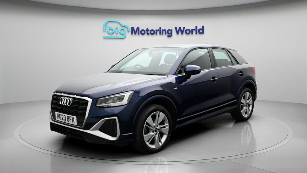Audi Q2 S Line HG23BFK Blue #3